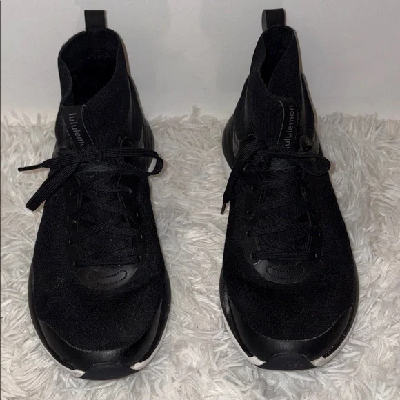 Lululemon Chargefeel Mid Women's Workout Shoe SIZE 9 - Picture 2 of 10